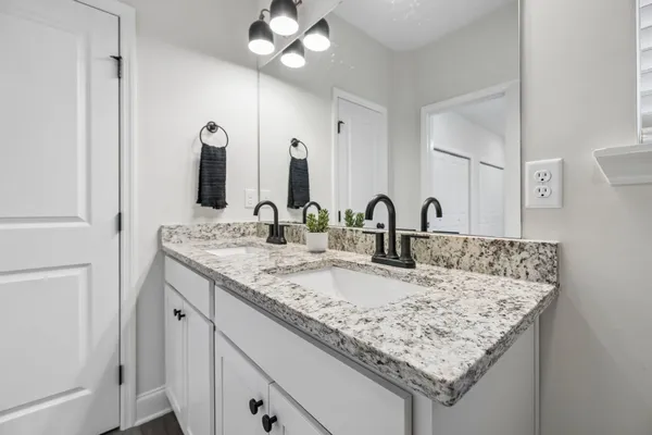 $2,000 | 339 Kelly's Ferry Place, Chattanooga, TN 37419