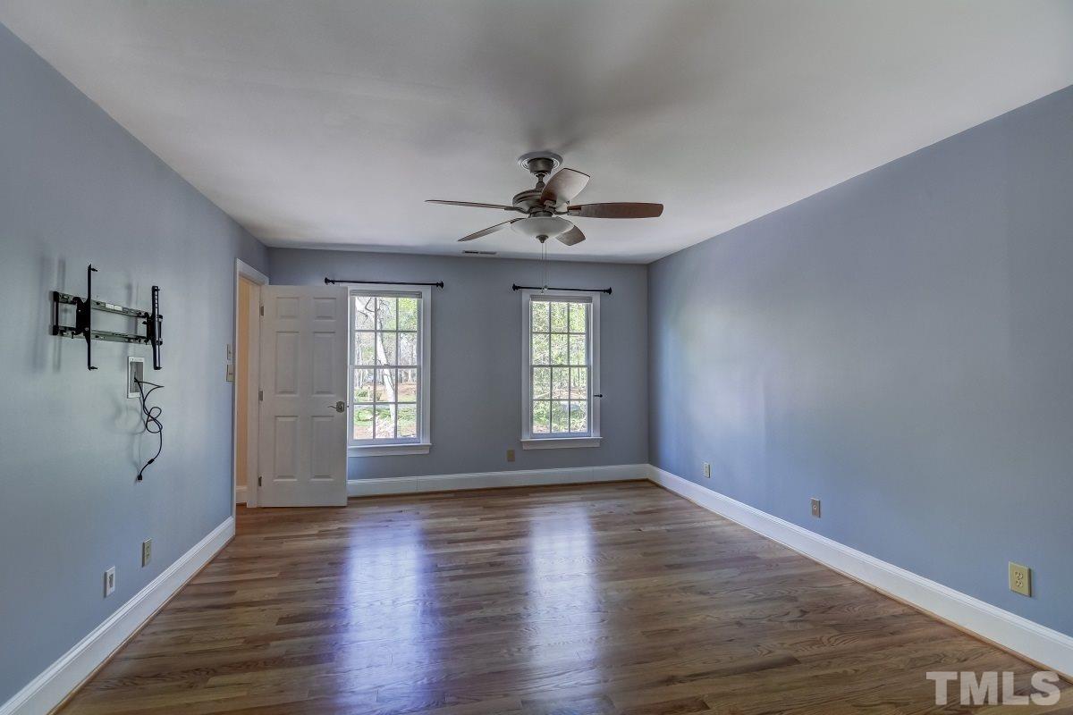 11728 Pacesferry Drive Raleigh, NC 27614 - Photo 11 of 25 Gallery Image 11