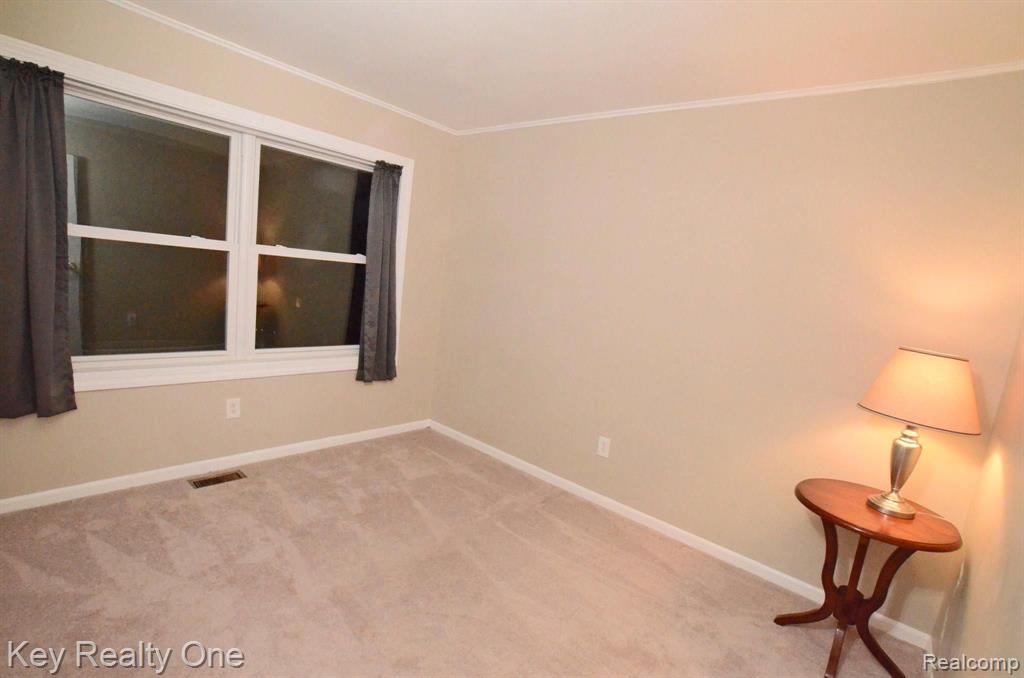 1202 Lear Court Rochester Hills, MI 48307 - Photo 12 of 19