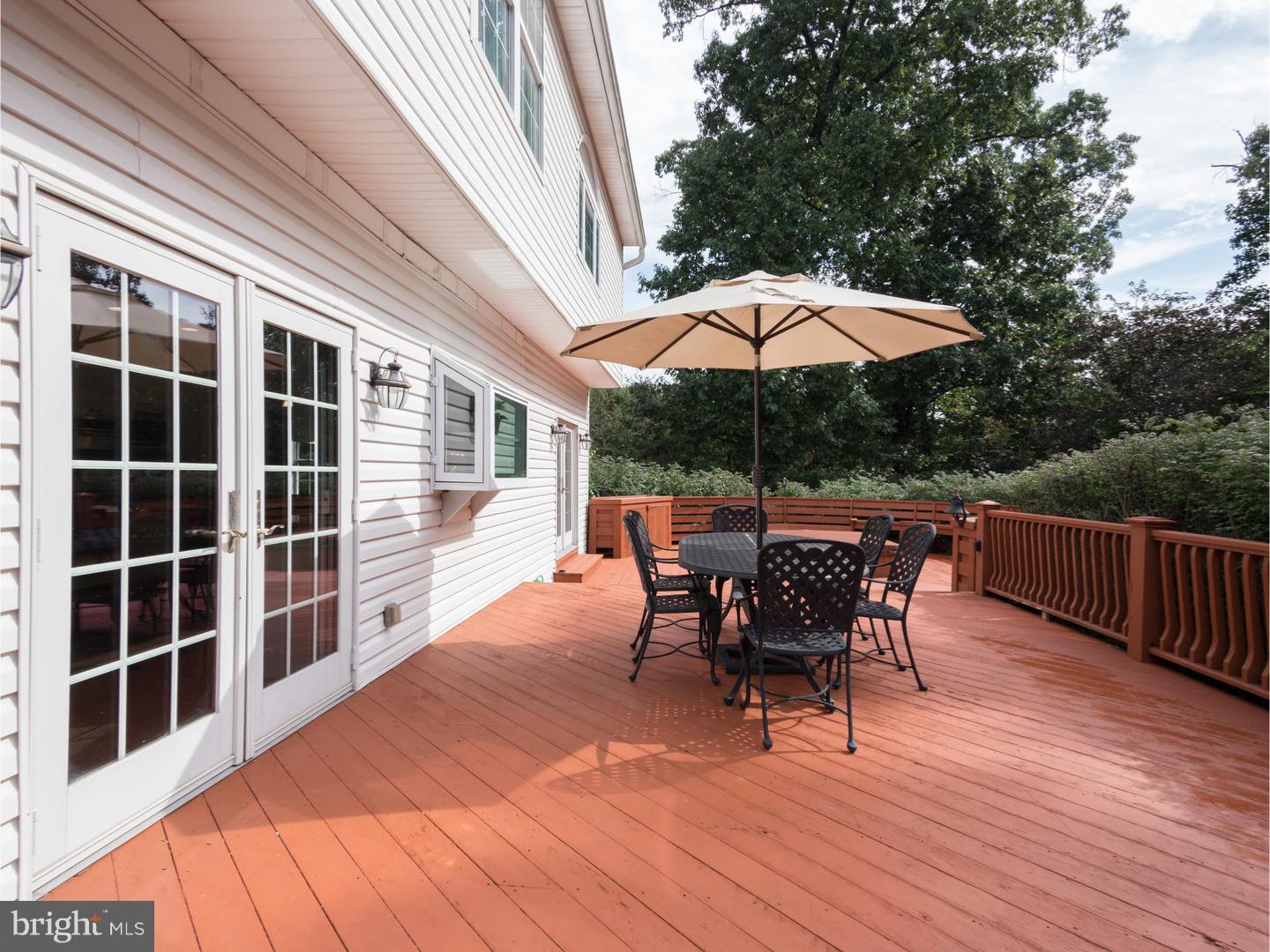 2098 St Peters Road Pottstown, PA 19465 - Photo 24 of 25 Deck