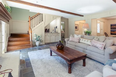 $575,000 | 62 Split Rock Road, The Woodlands, TX 77381