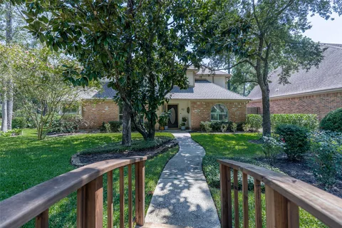 $575,000 | 62 Split Rock Road, The Woodlands, TX 77381