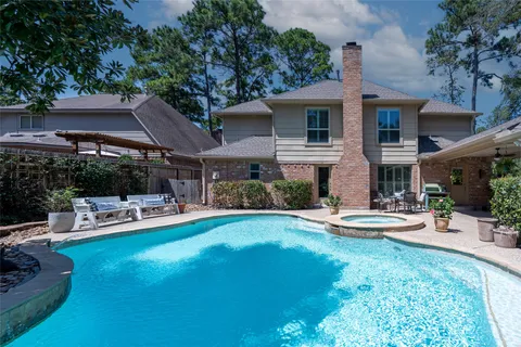 $575,000 | 62 Split Rock Road, The Woodlands, TX 77381