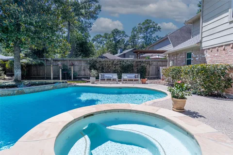 $575,000 | 62 Split Rock Road, The Woodlands, TX 77381