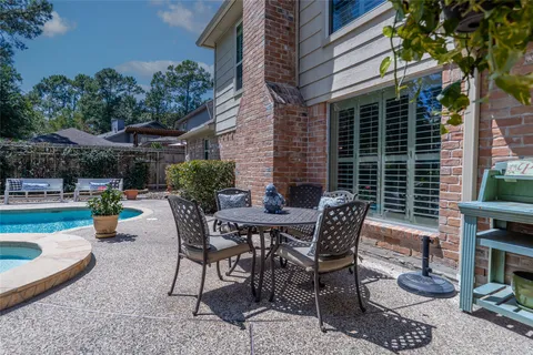 $575,000 | 62 Split Rock Road, The Woodlands, TX 77381