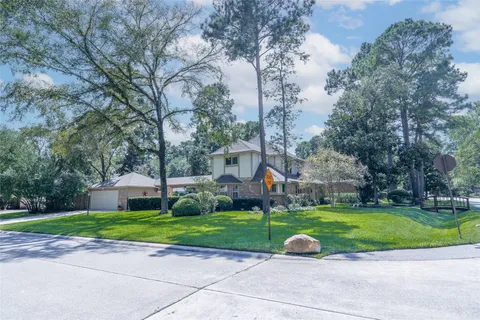 $575,000 | 62 Split Rock Road, The Woodlands, TX 77381