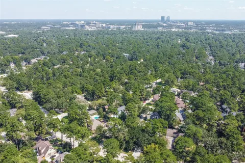 $575,000 | 62 Split Rock Road, The Woodlands, TX 77381