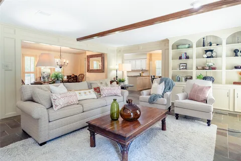 $575,000 | 62 Split Rock Road, The Woodlands, TX 77381