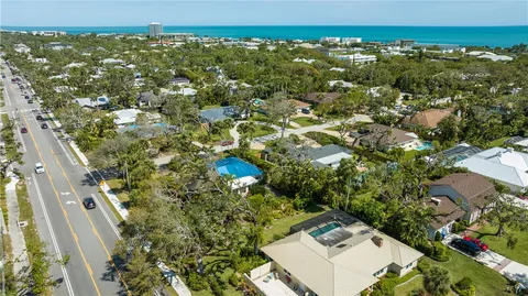 $760,000 | 706 Flamevine Lane, Vero Beach, FL 32963