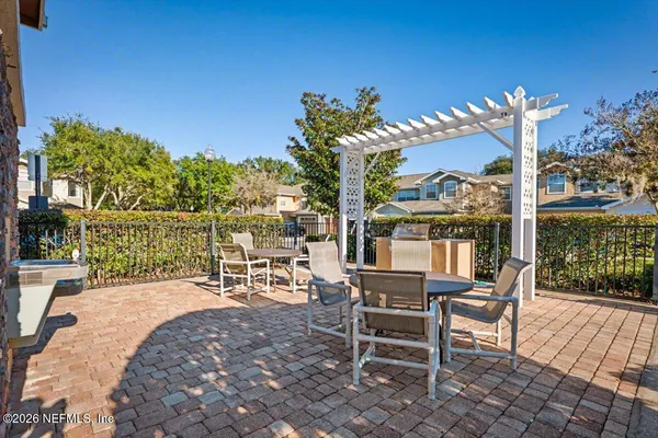 $189,900 | 8550 Argyle Business Loop, Unit 306, Jacksonville, FL 32244