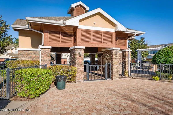 $189,900 | 8550 Argyle Business Loop, Unit 306, Jacksonville, FL 32244