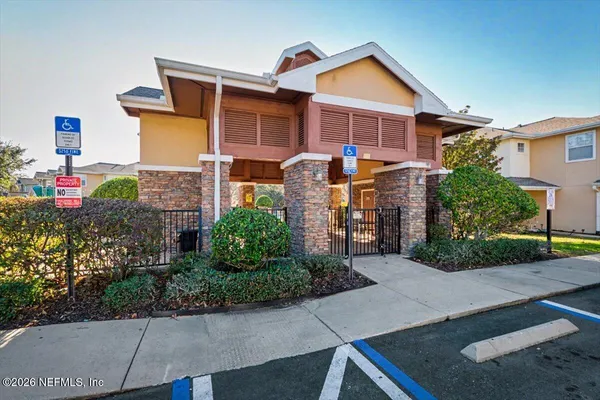 $189,900 | 8550 Argyle Business Loop, Unit 306, Jacksonville, FL 32244