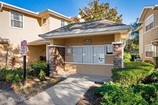 $189,900 | 8550 Argyle Business Loop, Unit 306, Jacksonville, FL 32244