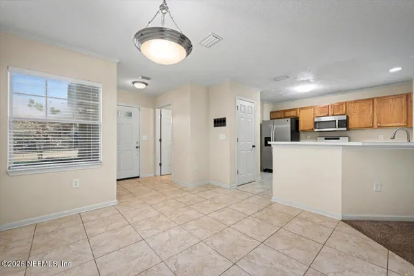 $189,900 | 8550 Argyle Business Loop, Unit 306, Jacksonville, FL 32244