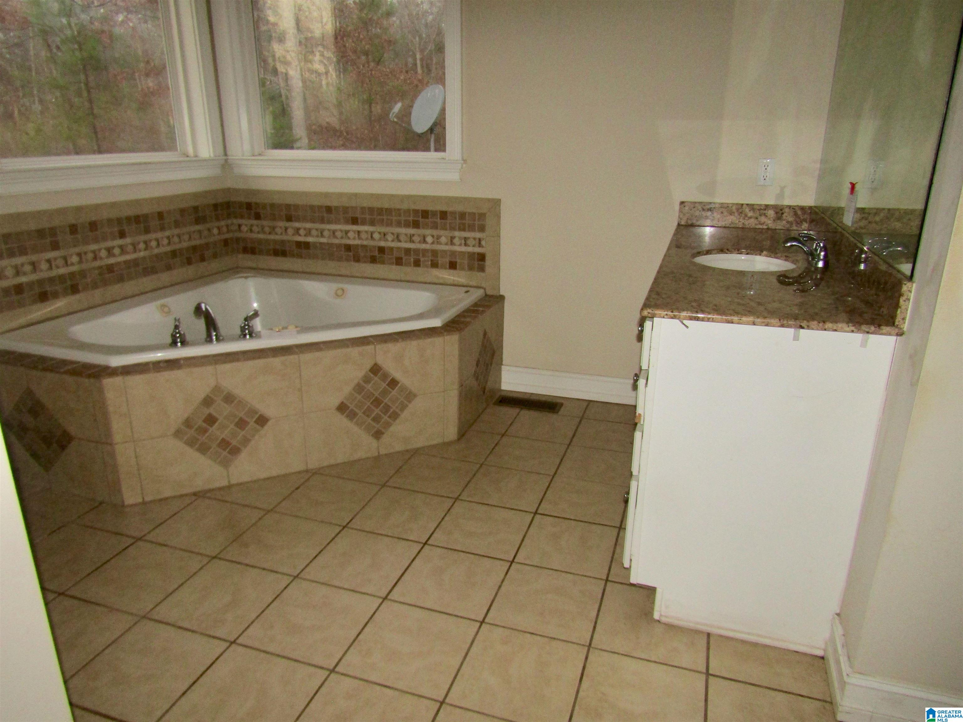 1518 Frog Level Road West Blocton, AL 35184 - Photo 17 of 20