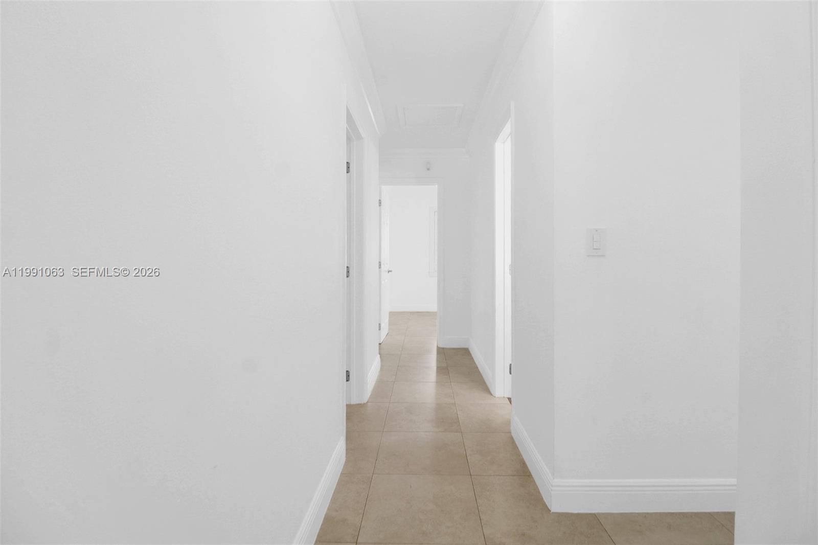 8975 Southwest 83rd Street Miami, FL 33173 - Photo 12 of 37