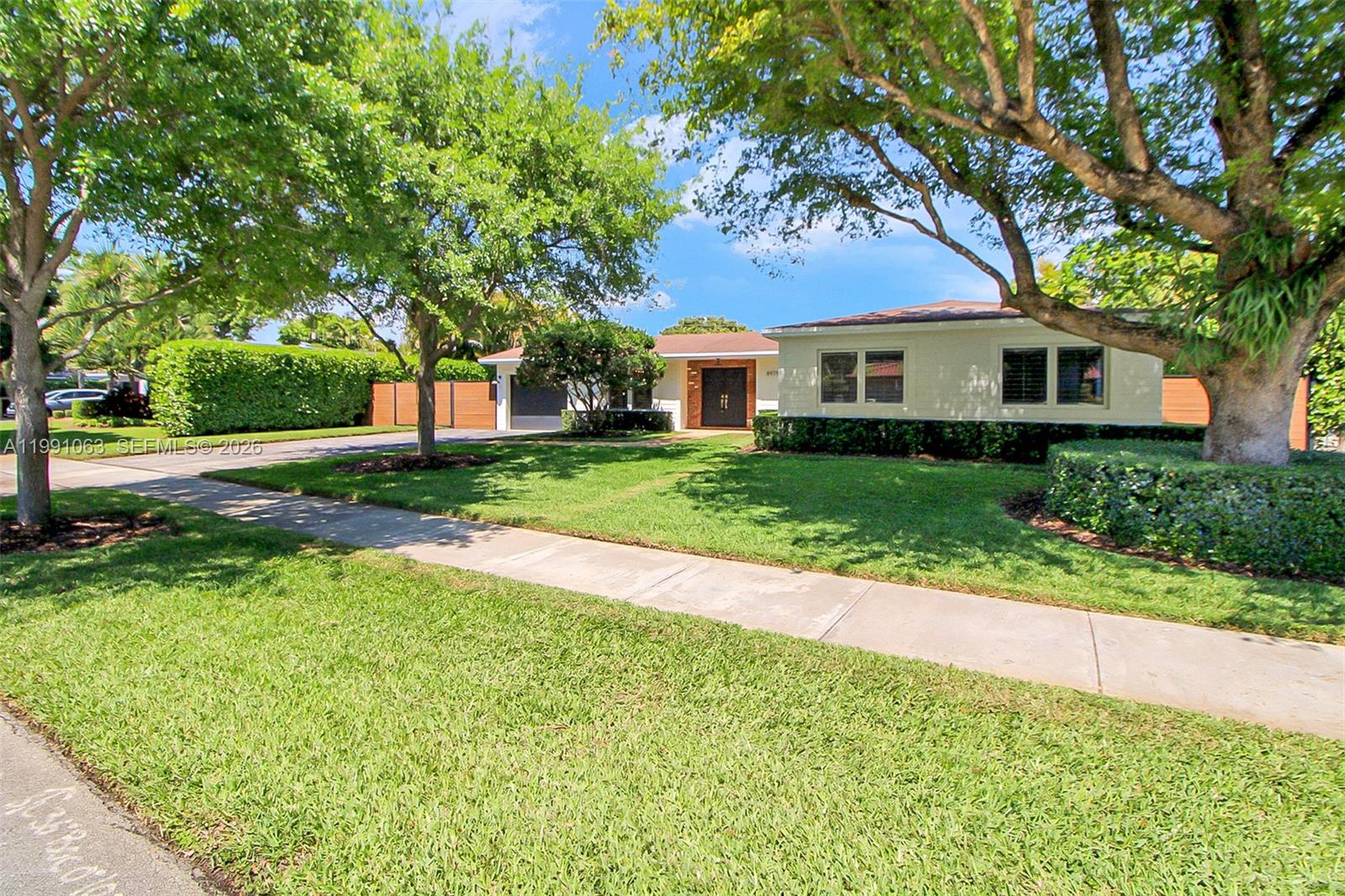 8975 Southwest 83rd Street Miami, FL 33173 - Photo 2 of 37