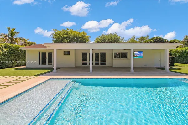 $6,500 | 8975 Southwest 83rd Street, Miami, FL 33173