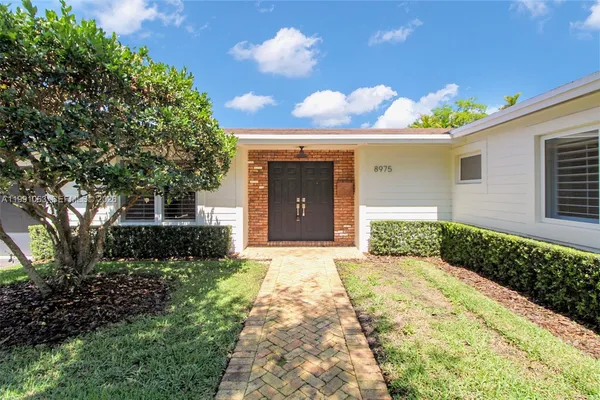 $6,500 | 8975 Southwest 83rd Street, Miami, FL 33173