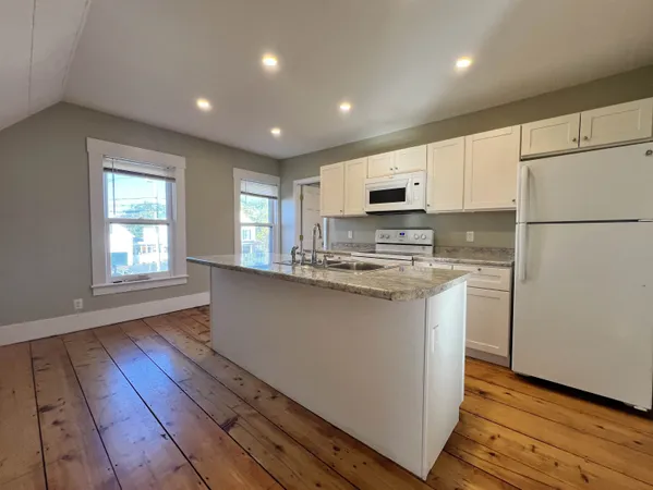 $625,000 | 26 Parkhurst Street, Lebanon, NH 03766