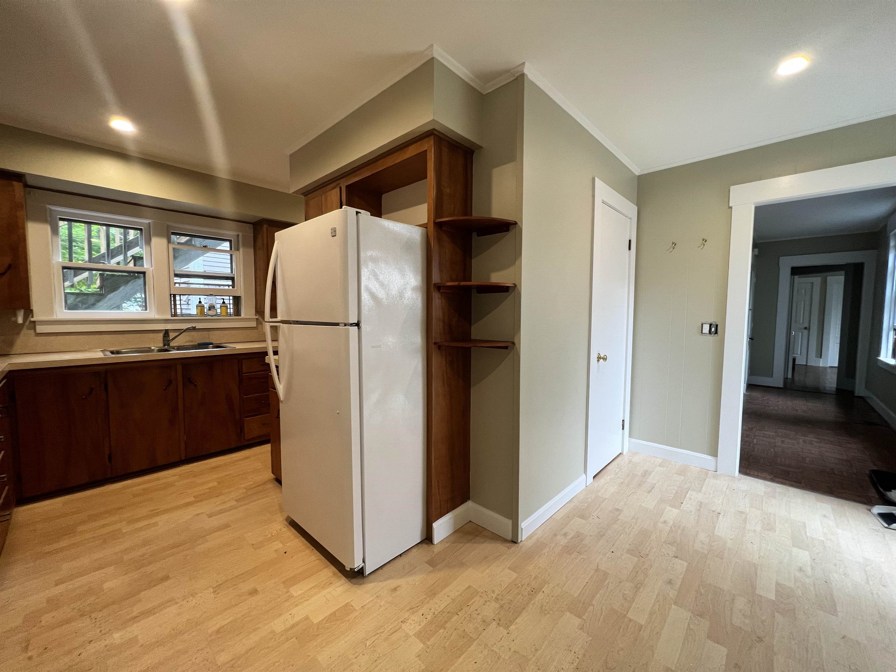 26 Parkhurst Street Lebanon, NH 03766 - Photo 4 of 24