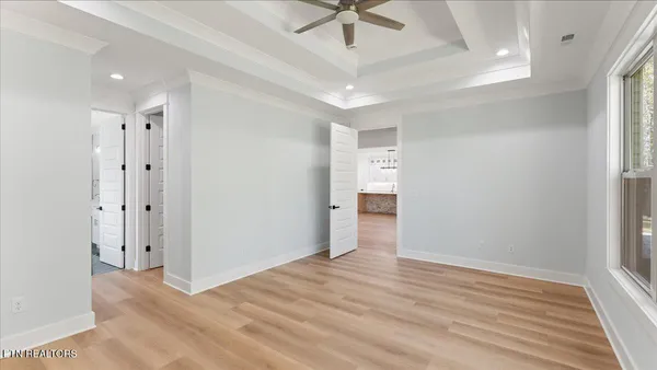 $633,900 | 131 Utsesti Lane, Loudon, TN 37774