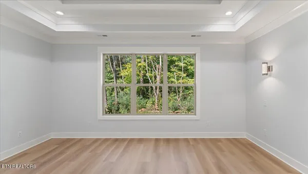 $633,900 | 131 Utsesti Lane, Loudon, TN 37774