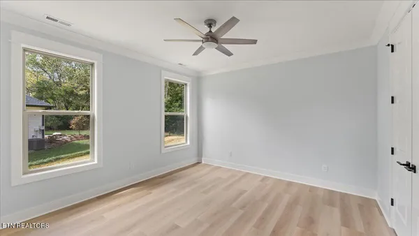 $633,900 | 131 Utsesti Lane, Loudon, TN 37774