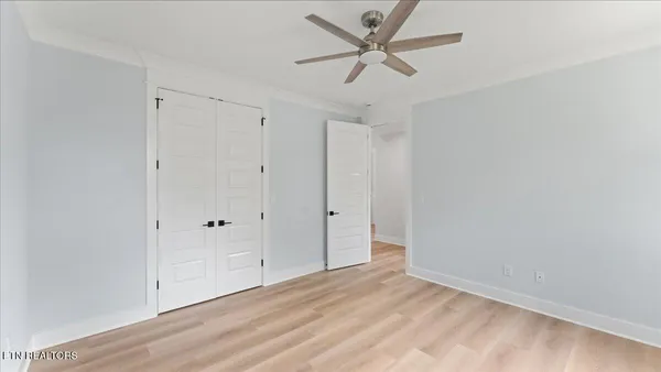 $633,900 | 131 Utsesti Lane, Loudon, TN 37774