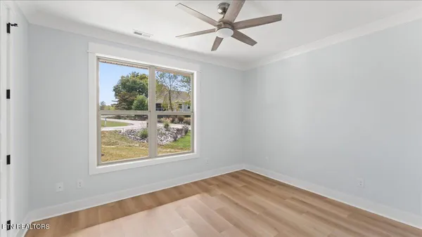 $633,900 | 131 Utsesti Lane, Loudon, TN 37774