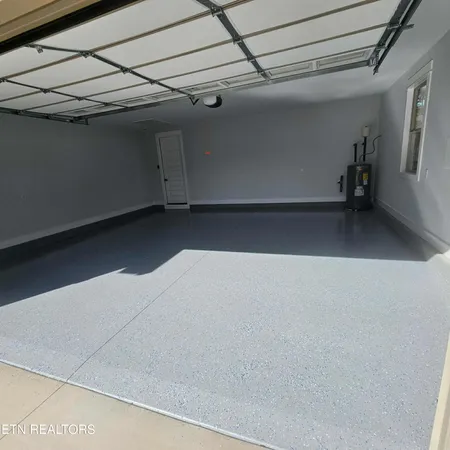 $633,900 | 131 Utsesti Lane, Loudon, TN 37774