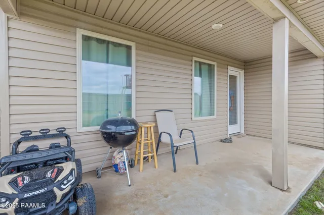 $240,000 | 4054 Starling Place, Jennings, LA 70546
