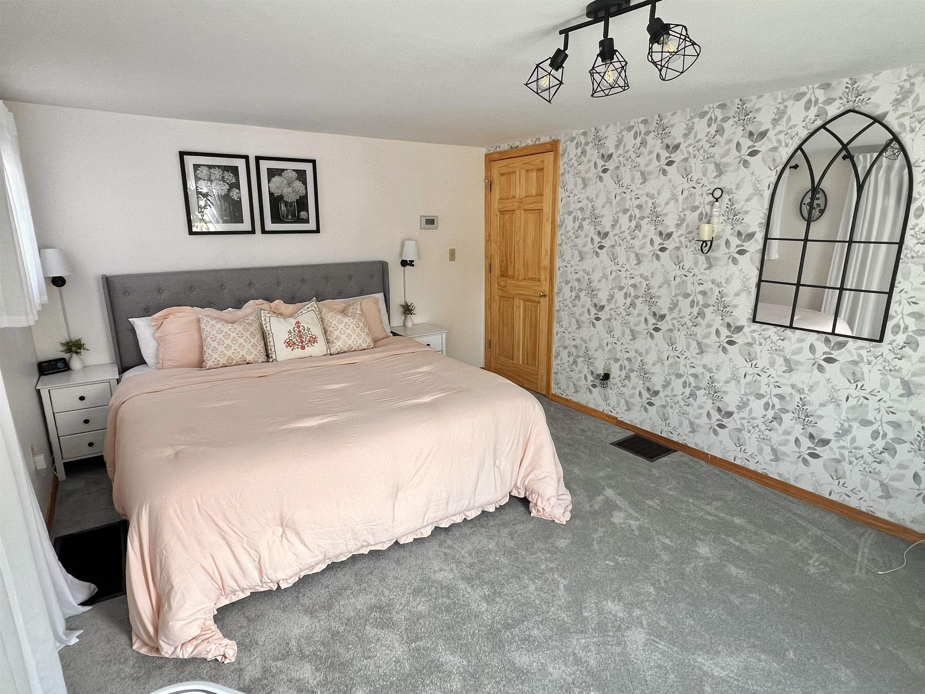 34 Depot Road Manchester, NH 03103 - Photo 33 of 53