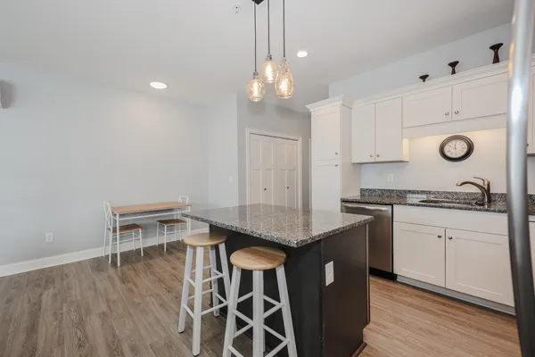 $489,000 | 180 Ashworth Avenue, Unit 101, Hampton, NH 03842