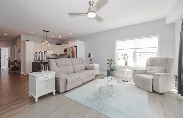 $489,000 | 180 Ashworth Avenue, Unit 101, Hampton, NH 03842