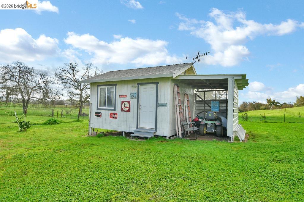 7550 Adams Road Valley Springs, CA 95252 - Photo 27 of 38 View of outdoor structure
