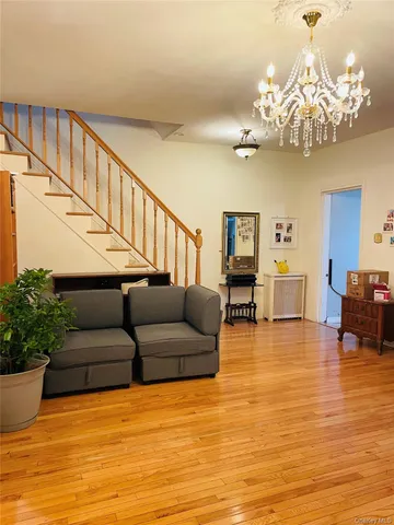 $3,300 | 78-54 76th Street | Glendale