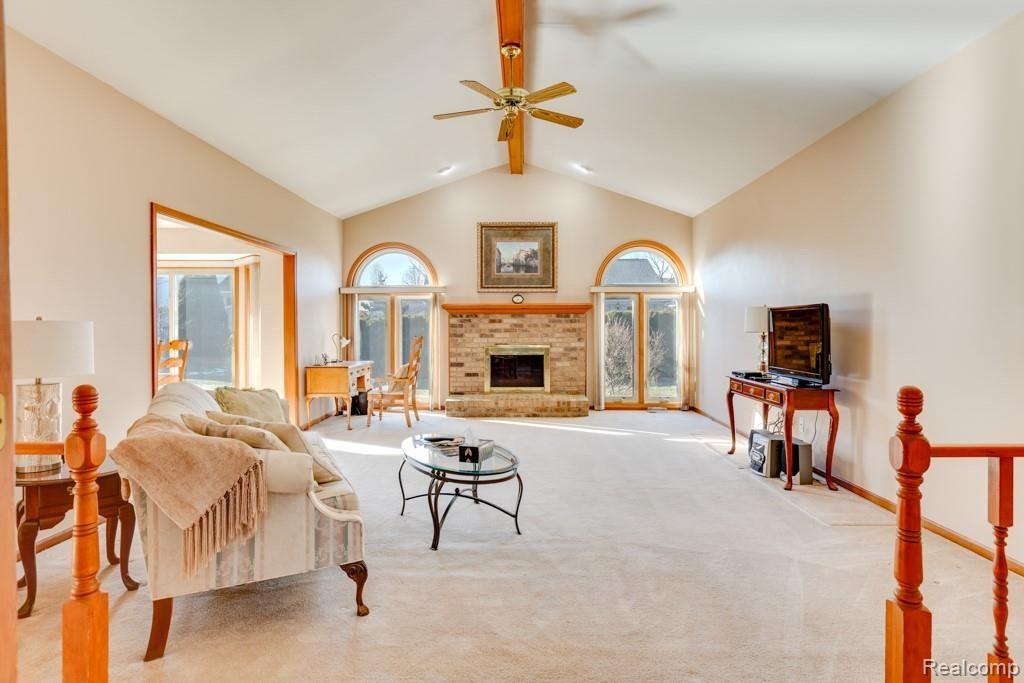 385 Buttercup Drive Rochester Hills, MI 48307 - Photo 6 of 33