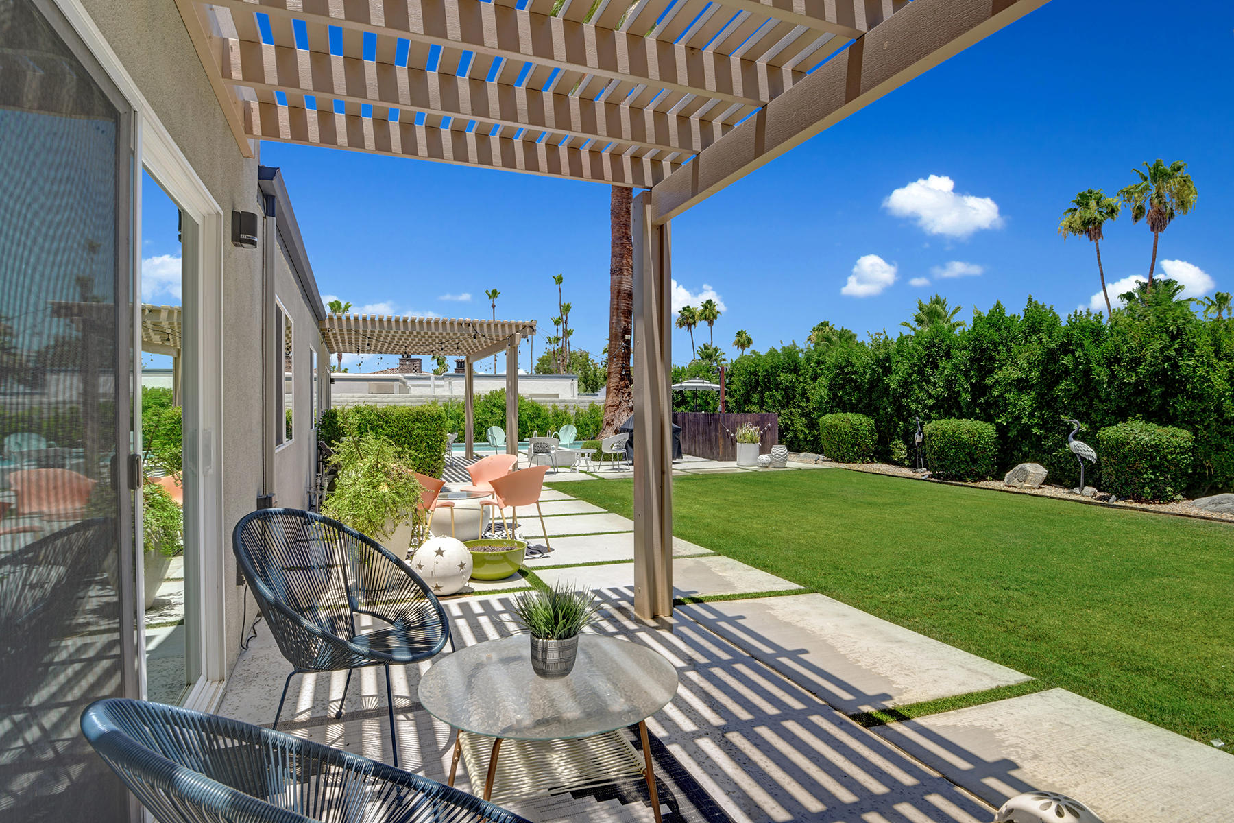 71492 Estellita Drive Rancho Mirage, CA 92270 - Photo 16 of 39 42 MASTER BEDROOM TRELLISED PATIO MLS