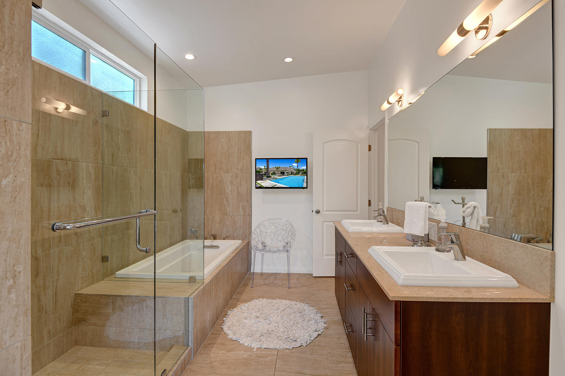 71492 Estellita Drive Rancho Mirage, CA 92270 - Photo 18 of 39 45 MASTER BATHROOM THROUGH MLS