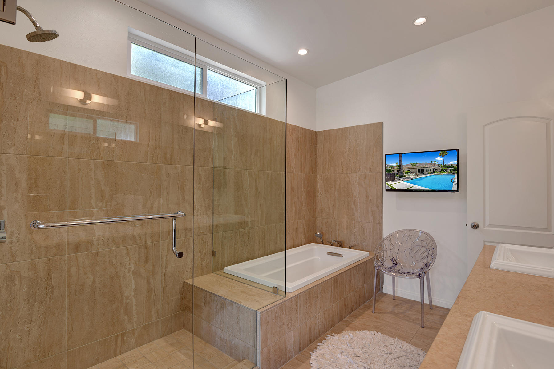 71492 Estellita Drive Rancho Mirage, CA 92270 - Photo 19 of 39 46 MASTER BATH SHOWER AND TUB MLS