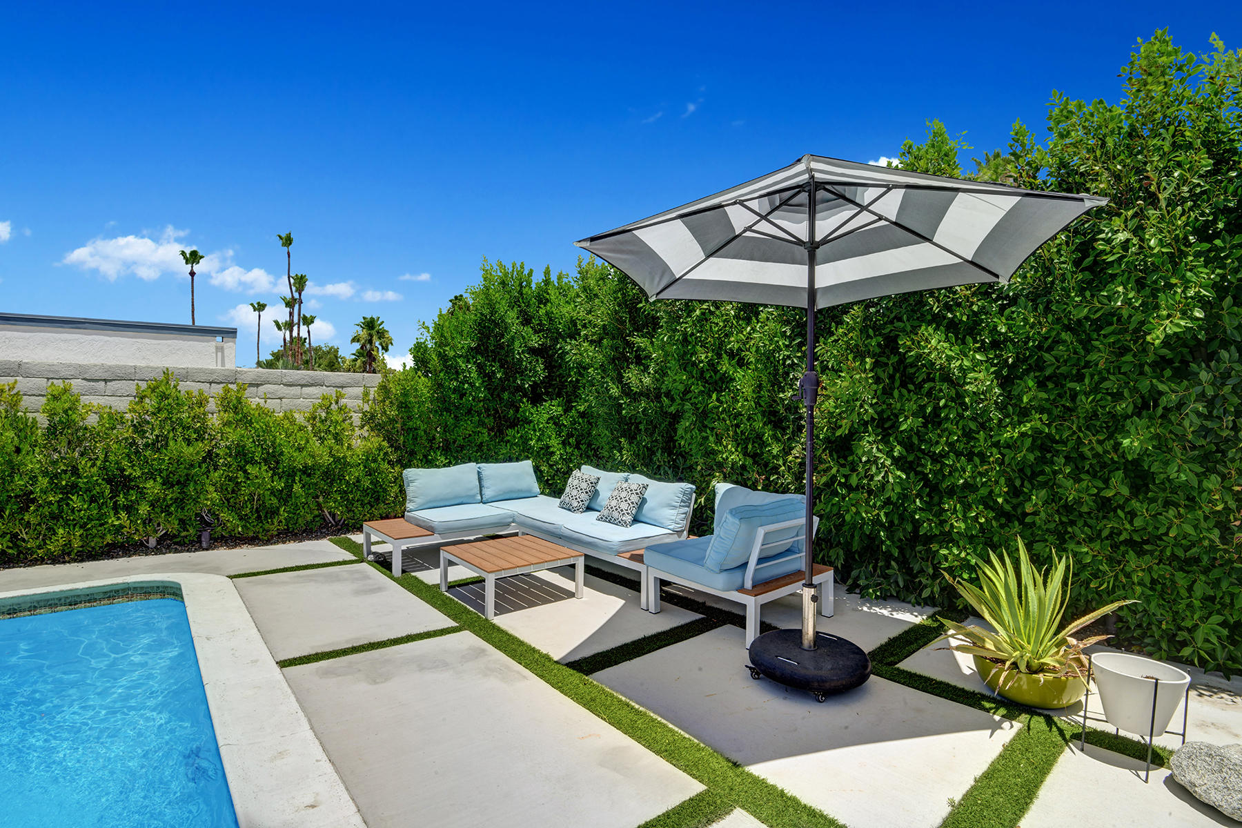 71492 Estellita Drive Rancho Mirage, CA 92270 - Photo 29 of 39 65 POOL SIDE LIVING AREA MLS