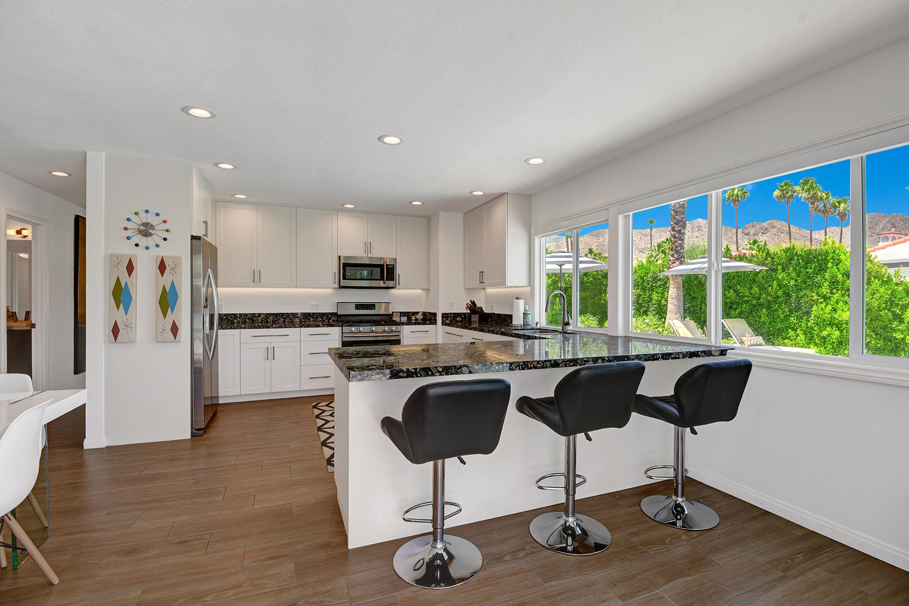 71492 Estellita Drive Rancho Mirage, CA 92270 - Photo 10 of 39 12 KITCHEN OVER BREAKFAST BAR MLS