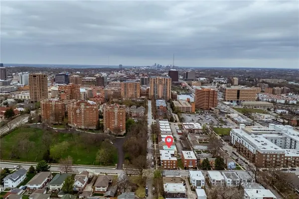 $750,000 | 5039-41 Wyandotte Street, Kansas City, MO 64112