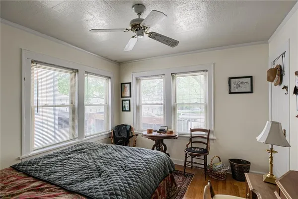 $750,000 | 5039-41 Wyandotte Street, Kansas City, MO 64112
