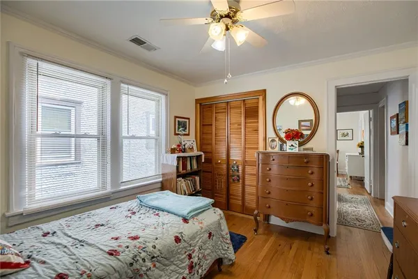 $750,000 | 5039-41 Wyandotte Street, Kansas City, MO 64112