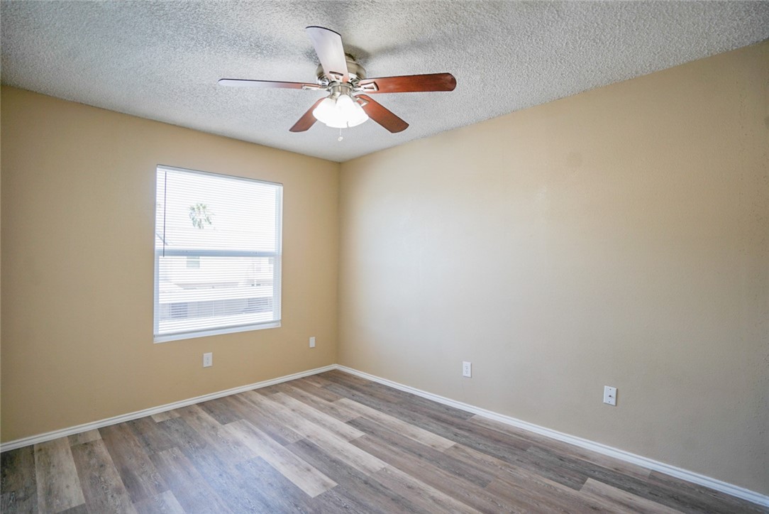 6702 Everhart Road, Unit E102 Corpus Christi, TX 78413 - Photo 8 of 19