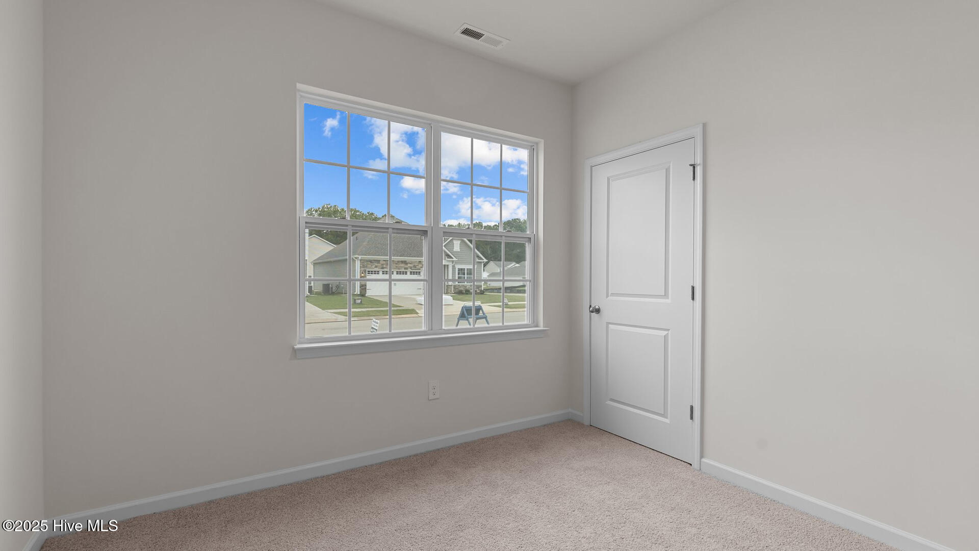 1021 Middlecrest Drive Rocky Mount, NC 27804 - Photo 8 of 32 5-web-or-mls-8Y3A0228