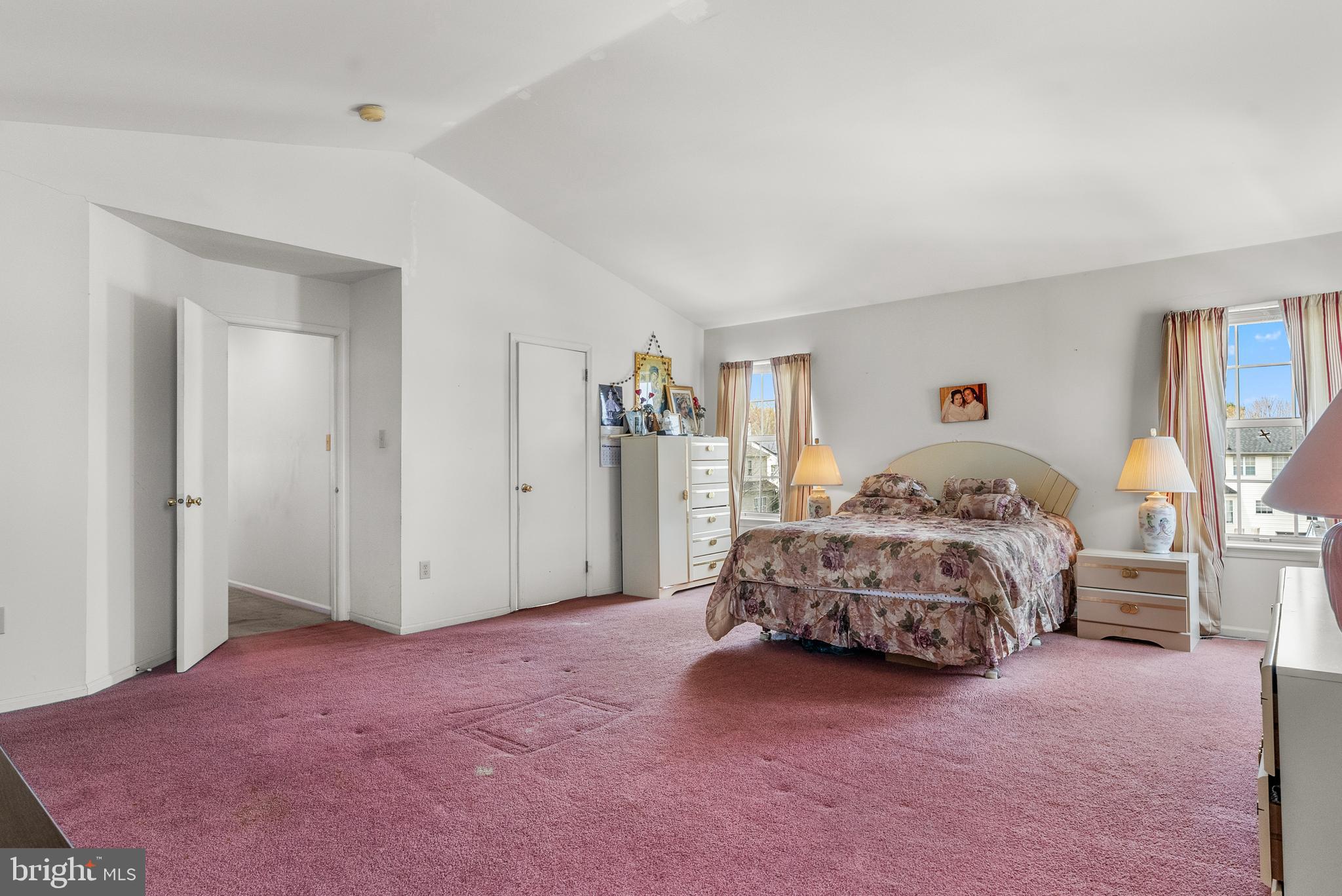 10 Winfield Circle Sewell, NJ 08080 - Photo 18 of 37 a spacious bedroom with a bed table and a window