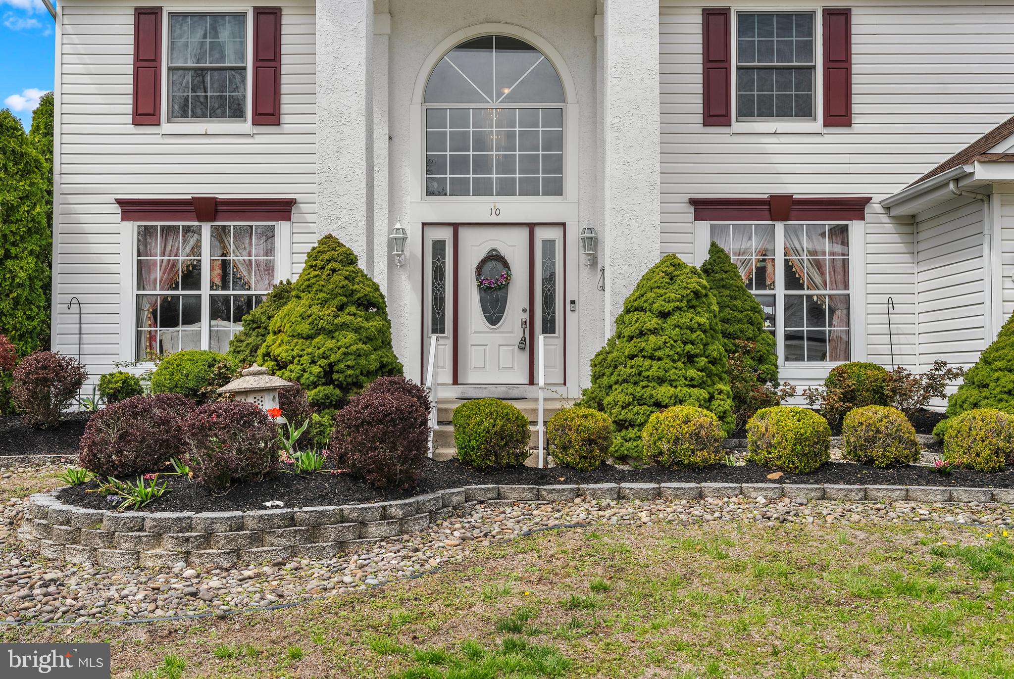 10 Winfield Circle Sewell, NJ 08080 - Photo 36 of 37 a front view of a house with garden